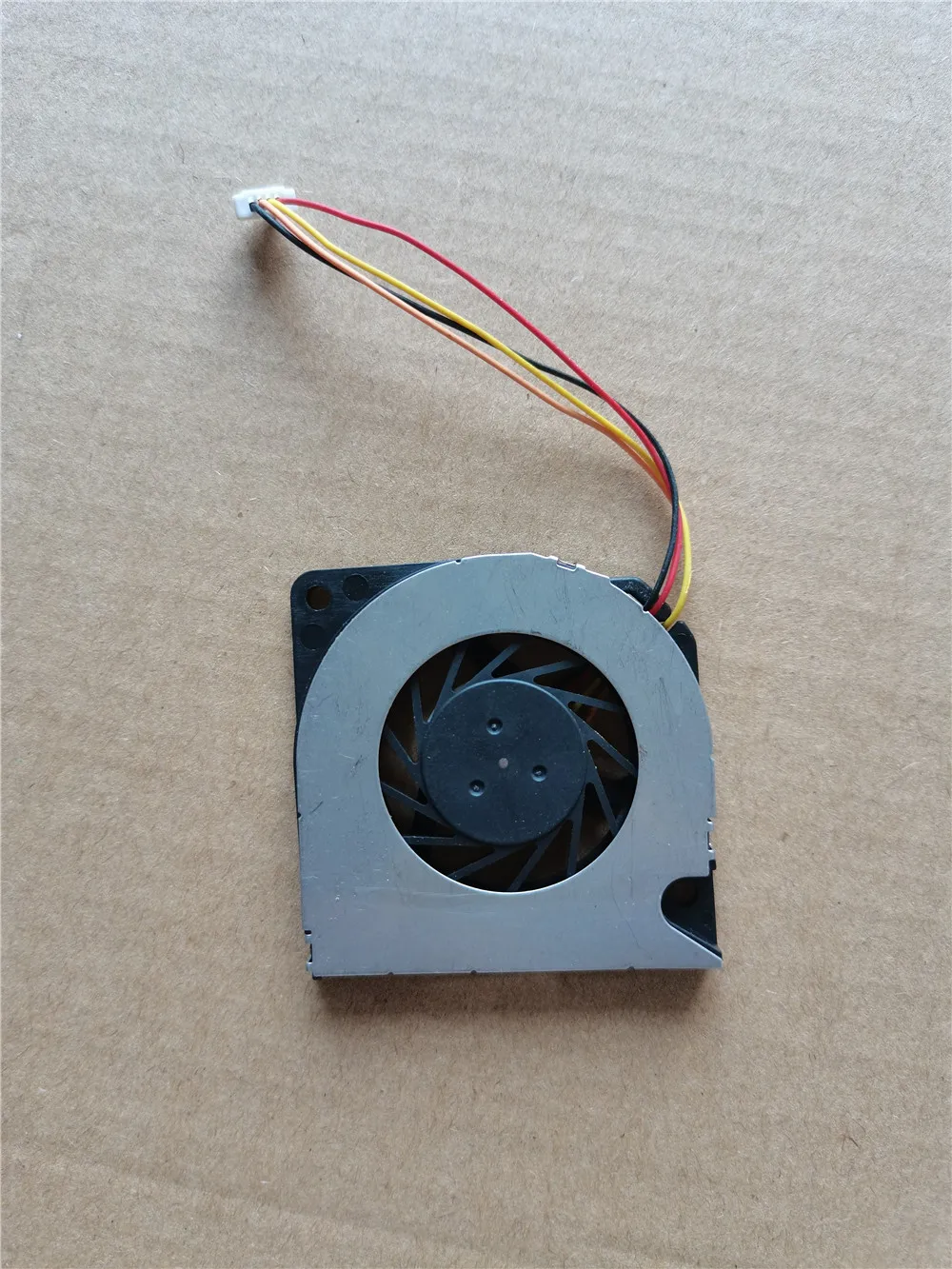 Nuova ventola di raffreddament - Cpu Cooler recensione e prezzo